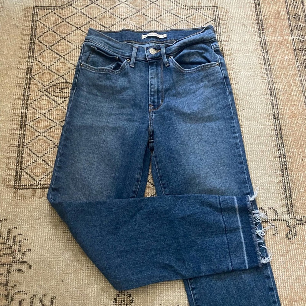 Levi’s 724 High Rise Straight Jeans